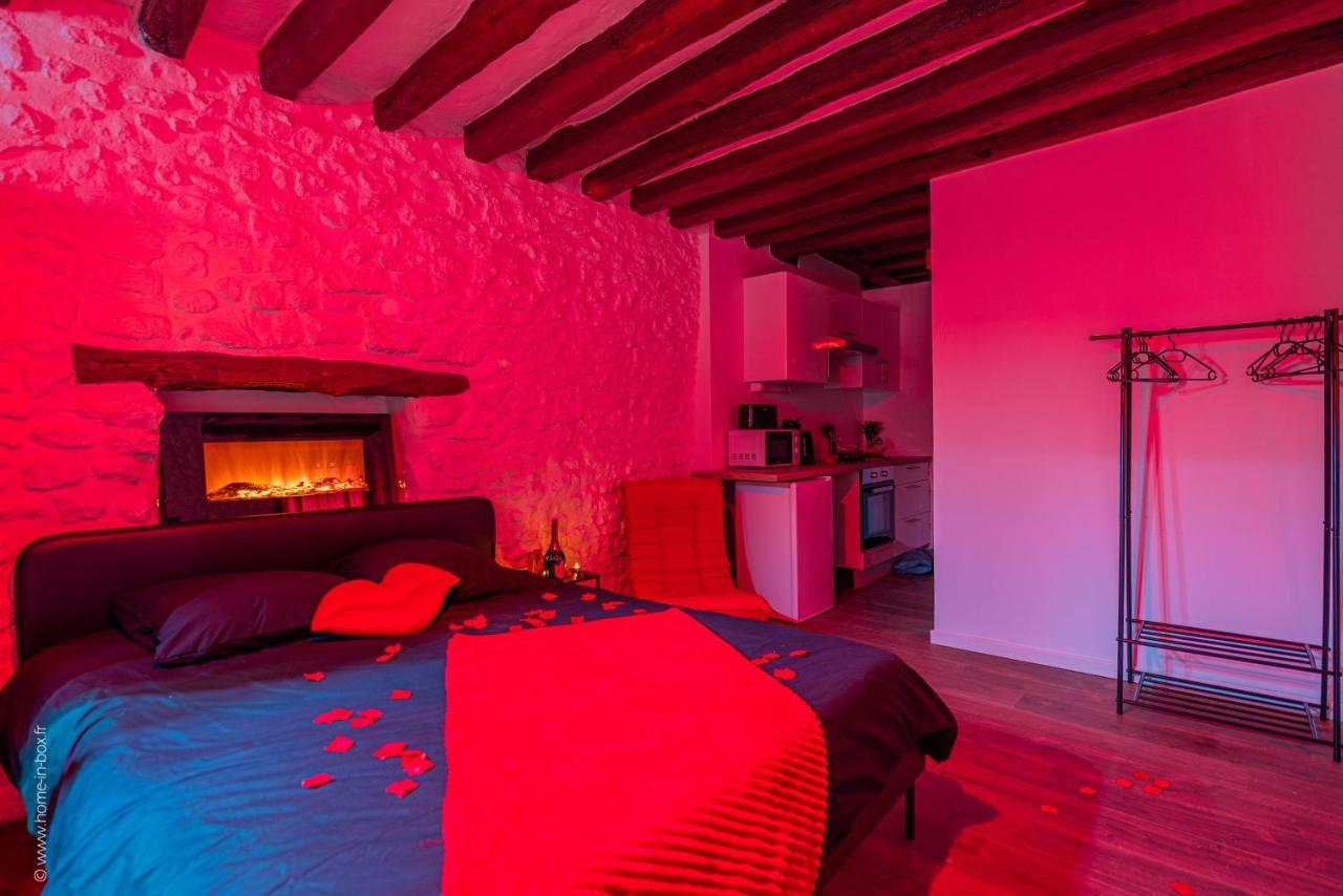 Love Room - Sauna - Secret Suite Au Calme Etampes Exterior photo